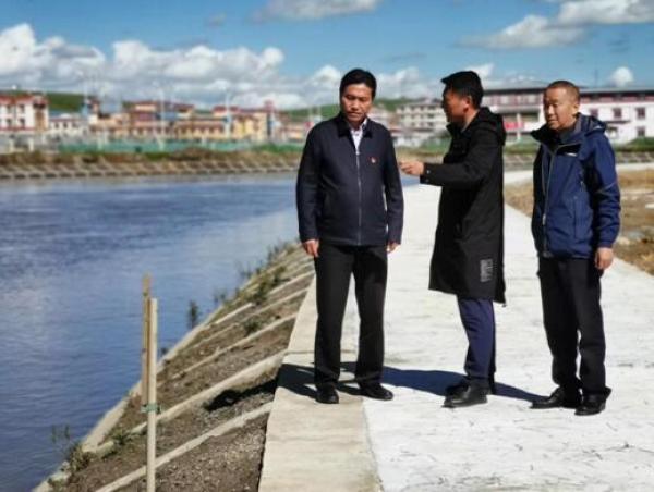 中国梦黄河情对话河长泽尔登若尔盖为保护黄河下好先手棋打好组合拳