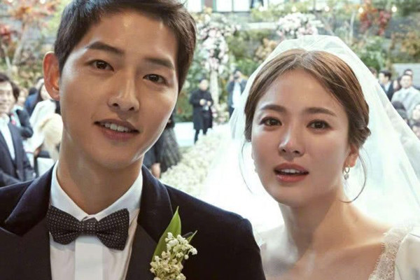 离婚|闺话丨与宋仲基离婚1年，宋慧乔过得怎么样了？