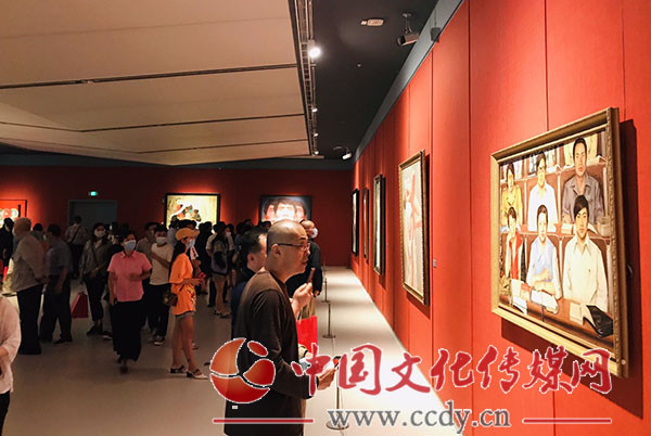 山东美术馆|“青春与生命——朱刚艺术回顾展”在山东美术馆开幕