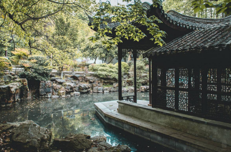 常建|二流诗人在寺庙墙上写首诗，通篇大白话，让此庙火了1200多年