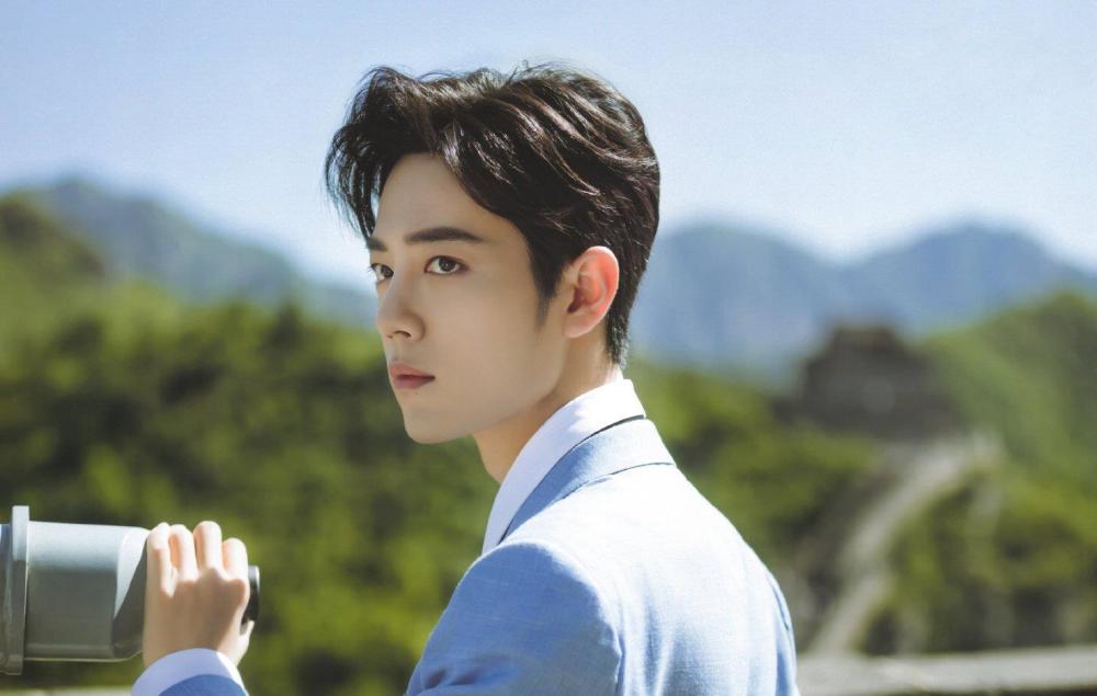 最美逆行者|故意针对还是巧合？肖战新片遭低分预警，带节奏的都是“老熟人”