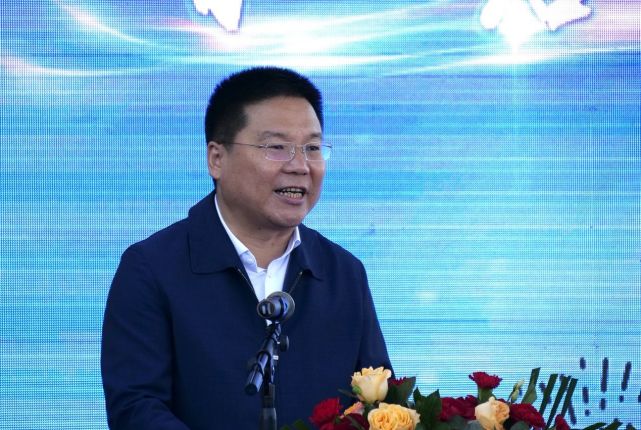 由延安市宝塔区人民政府,新区管委会,延安市委网信办,延安市体育局