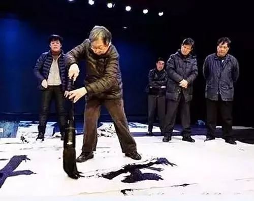 周慧珺|周慧珺是江湖书法的领军人物？你怎么看？