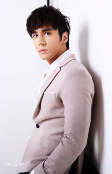 张伦硕|张伦硕，这恩爱秀得“过头”了！