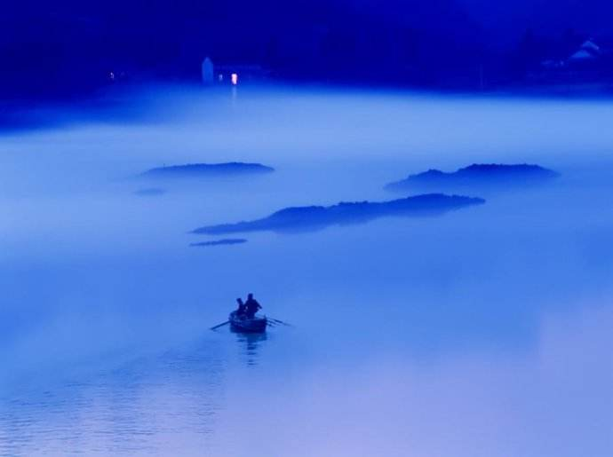 忆江南|自作一首《忆江南》，有人说出律多且不对仗，是否需要修改？