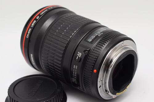 佳能135mm f2镜头