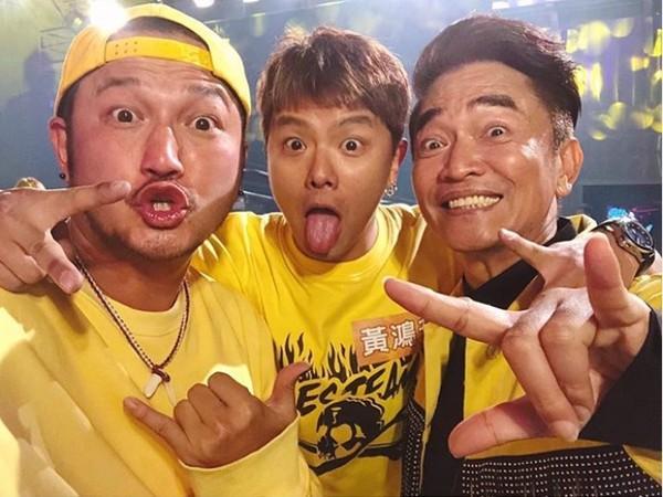 吴宗宪|吴宗宪紧牵Sandy来看永远的小队长小鬼！KID低头跟在后面