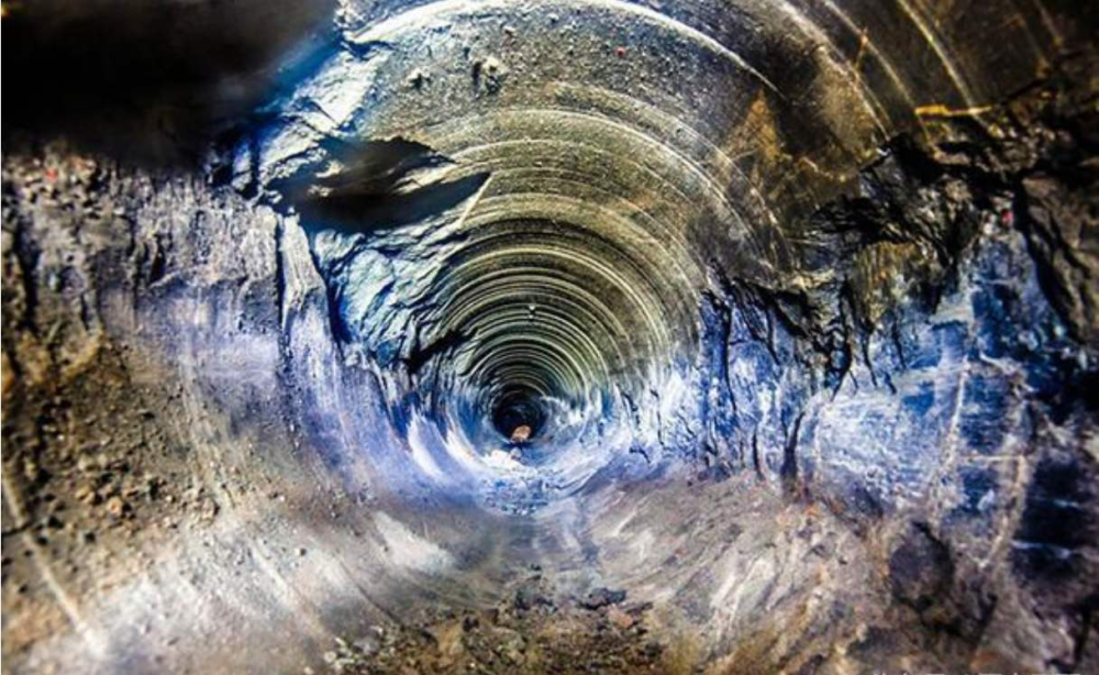 地球|地球内部空间那么大，有没有可能存在另一个文明？