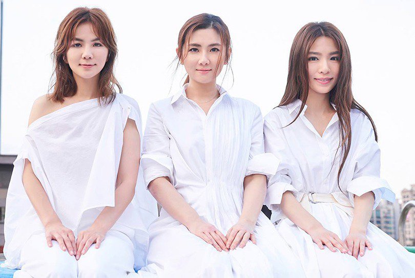 selina|任家萱谈黄鸿升感慨意外来得措手不及，动念立遗书还曝光遗产继承人选