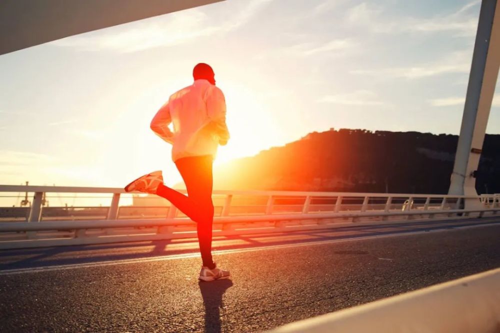 奋力奔跑的人,运气都不会太差