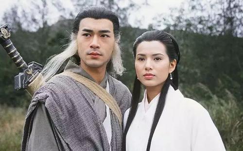 阳顶天|倚天中，阳顶天为何能吊打少林三僧，而张无忌不能？原来与杨过有关