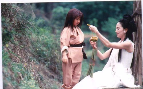 聊聊电视剧风云雄霸天下里的江湖第一美女颜盈都跟过几个男人