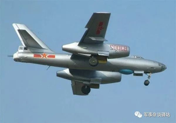 長得像戰鬥機的轟炸機,伊爾28轟炸機和轟-5的