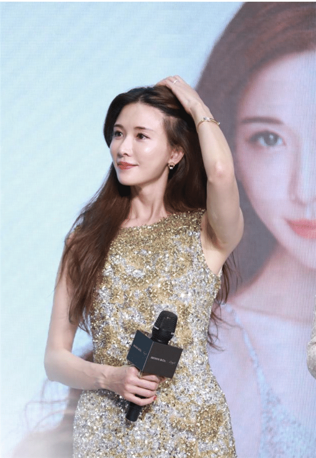 林志玲|林志玲突然住院开刀，病情已困扰5年，经纪人回应近况