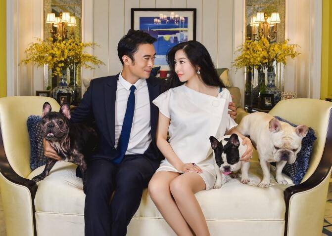 贾晓晨|又一位女星宣布怀孕！嫁给男演员生有一女，如今37岁婚姻很幸福