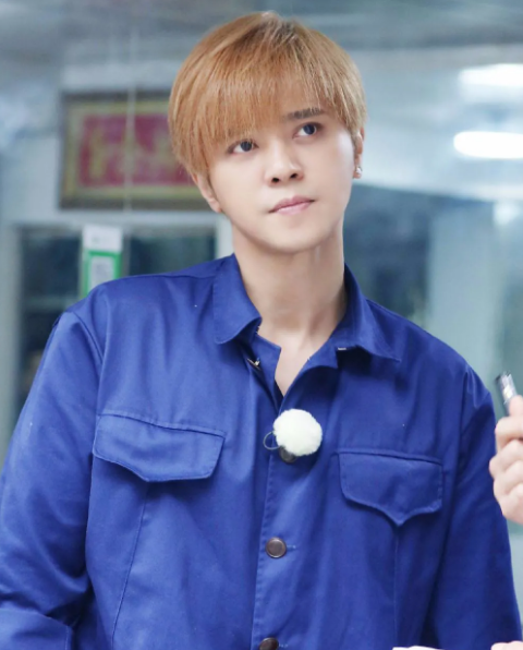 黄鸿升|黄鸿升爸爸拒绝罗志祥到灵堂悼念黄鸿升后，罗志祥高调的做法被赞高情商