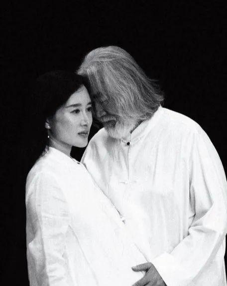 张纪中|张纪中前妻：14年婚姻以互殴收场，获3亿分手费看前夫娶小娇妻