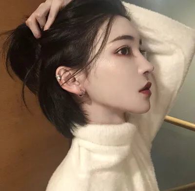 网红|女网红追星晒照，引发了一场贵圈血雨腥风？