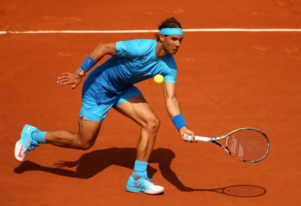 看网球比赛直播时为啥会觉得球速很慢