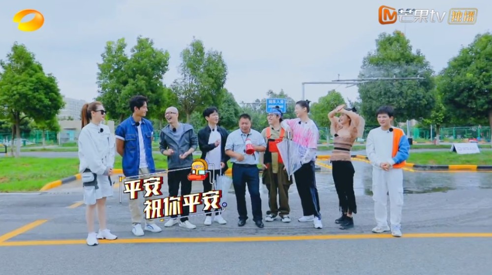 手动挡|手动挡科目二有这么难？四个明星考试 只有周深一人通过