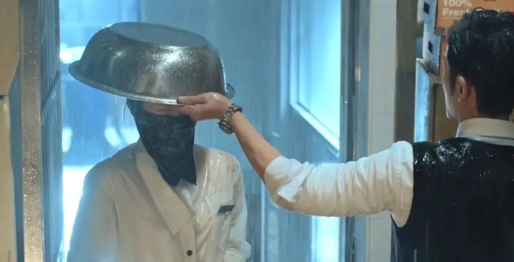 cp感|同样是“萝莉配大叔”，相差18岁的他们为何CP感十足？