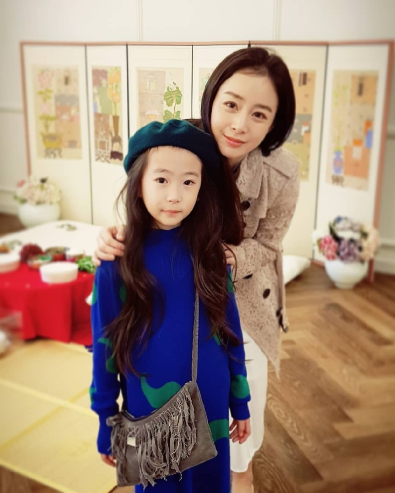 金泰希|Rain金泰希在家为二女儿办周岁宴，广邀亲友参加，现场照曝光