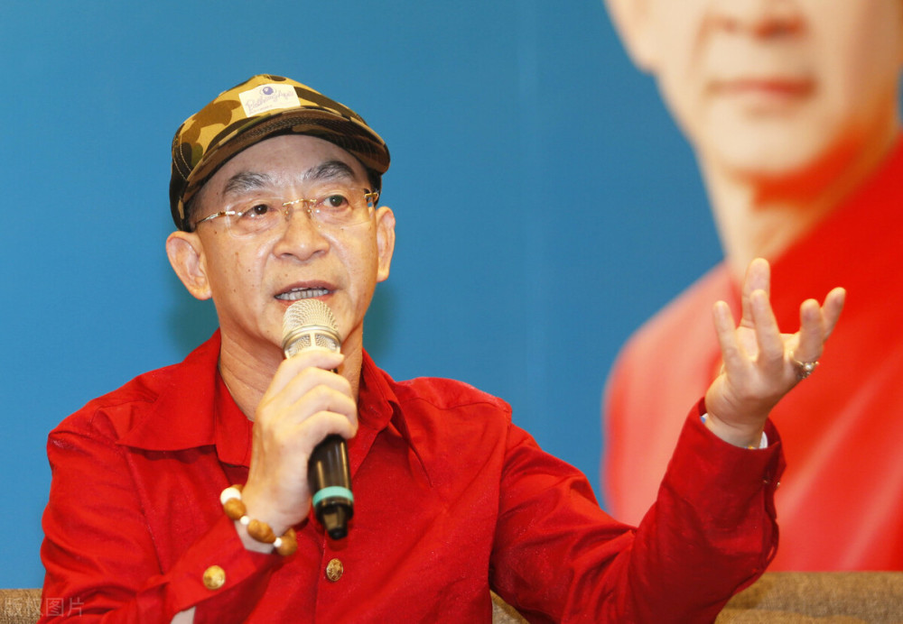 六小龄童|六小龄童“怒怼”周星驰反被吐槽，网友：除了《西游记》你还有啥