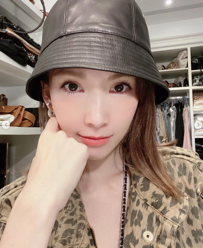 陈若仪|豪门辣妈天团比美！关颖坐C位贵气十足，陈若仪连小指都是大钻戒