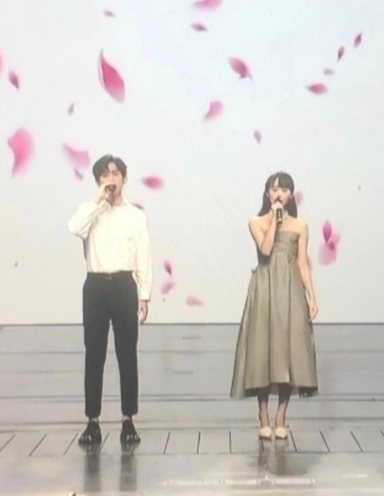 成毅|《琉璃》收官云歌会，男女主角全程无互动，粉丝怒骂成毅不尊重