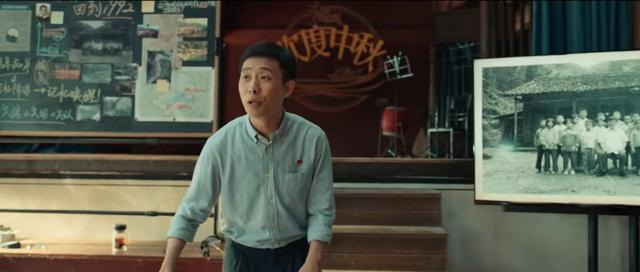 王俊凯|徐峥女儿上演正确追星姿势，和偶像王俊凯同框拍戏，网友：太酸了