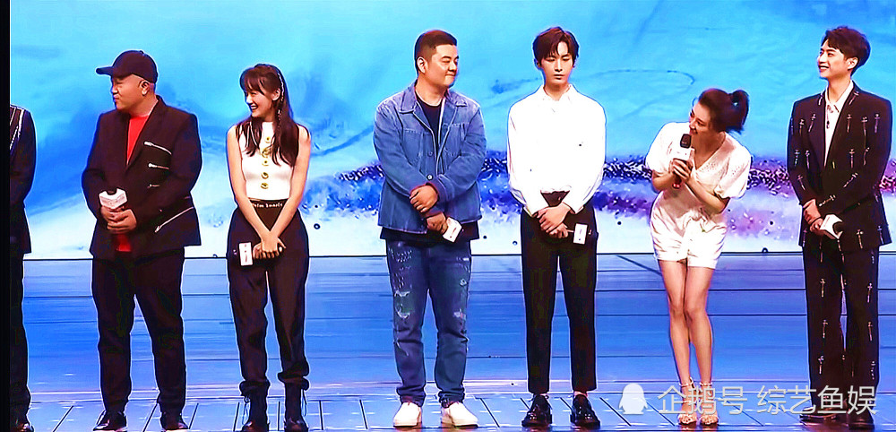 袁冰妍|吃完红利就拆CP？琉璃云歌会：成毅避嫌0互动，袁冰妍疑似被排挤？