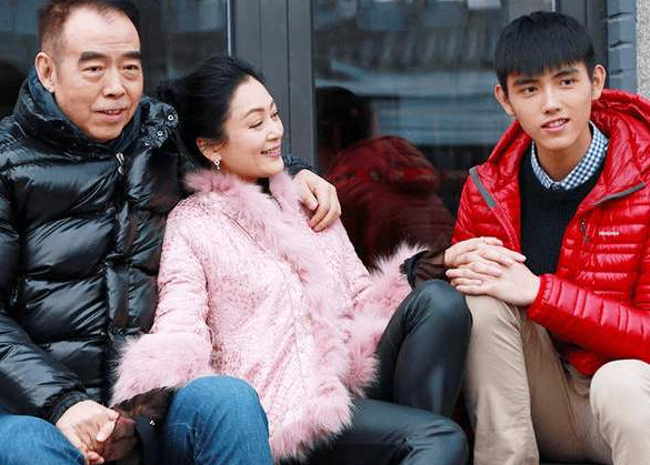 陈红|连琼瑶都称赞的脸蛋，25岁成第一女神，50岁近照却已认不出