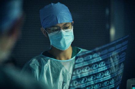 最美逆行者|《在一起》享电视剧“最高礼遇”，播出顺序已定，16家平台轮播