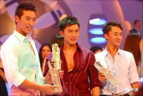 袁伟豪|wow，陪嫁半亿豪宅，男神这是真嫁入豪门了……