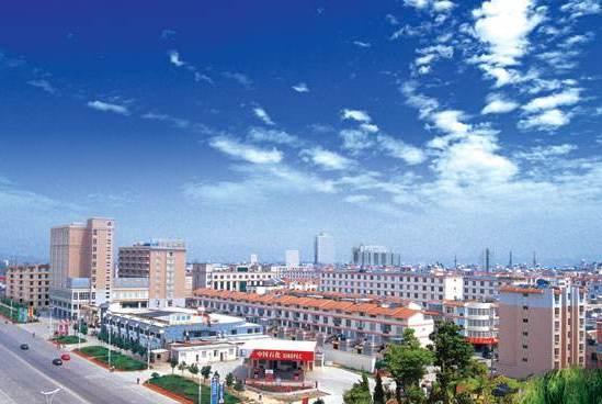 云南省会昆明市下辖7个区、3个县，哪些GDP突破千亿元？
