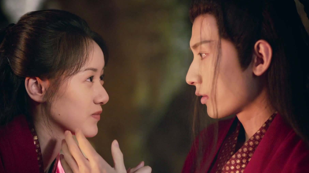 袁冰妍|曝袁冰妍活动遭成毅排挤，公司ceo却发文反转，称女方违约没诚信