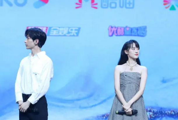 袁冰妍|曝袁冰妍活动遭成毅排挤，公司ceo却发文反转，称女方违约没诚信