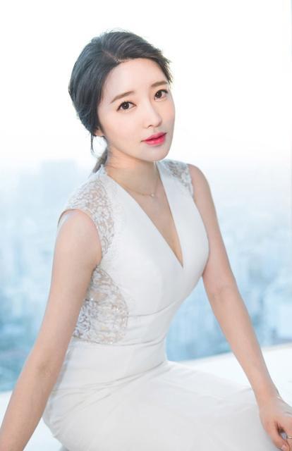 清纯唯美气质优雅知性的张璇