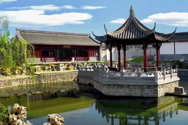 你好我是无城镇这是我的自我介绍