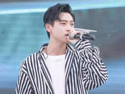 薛之谦|歌手被要求作假，魏晨关麦，薛之谦罢录，林俊杰却没人质疑