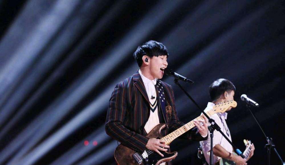 薛之谦|歌手被要求作假，魏晨关麦，薛之谦罢录，林俊杰却没人质疑