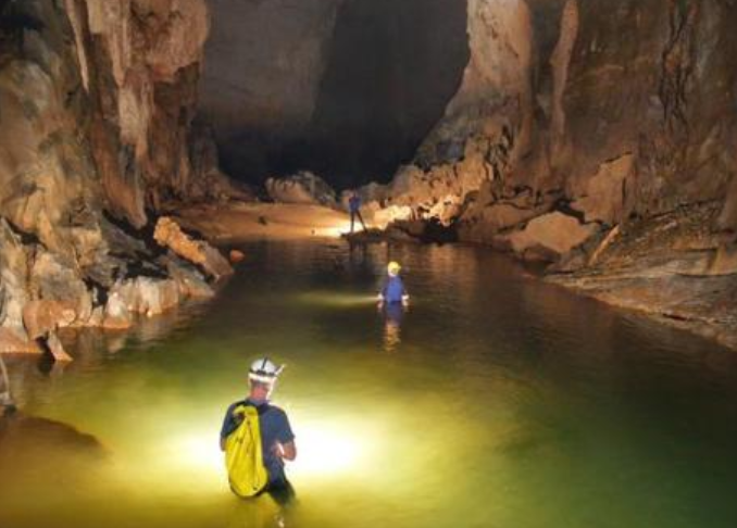 越南_社会|越南发现“第2个世界”，能容纳72亿人，内部还有森林河流