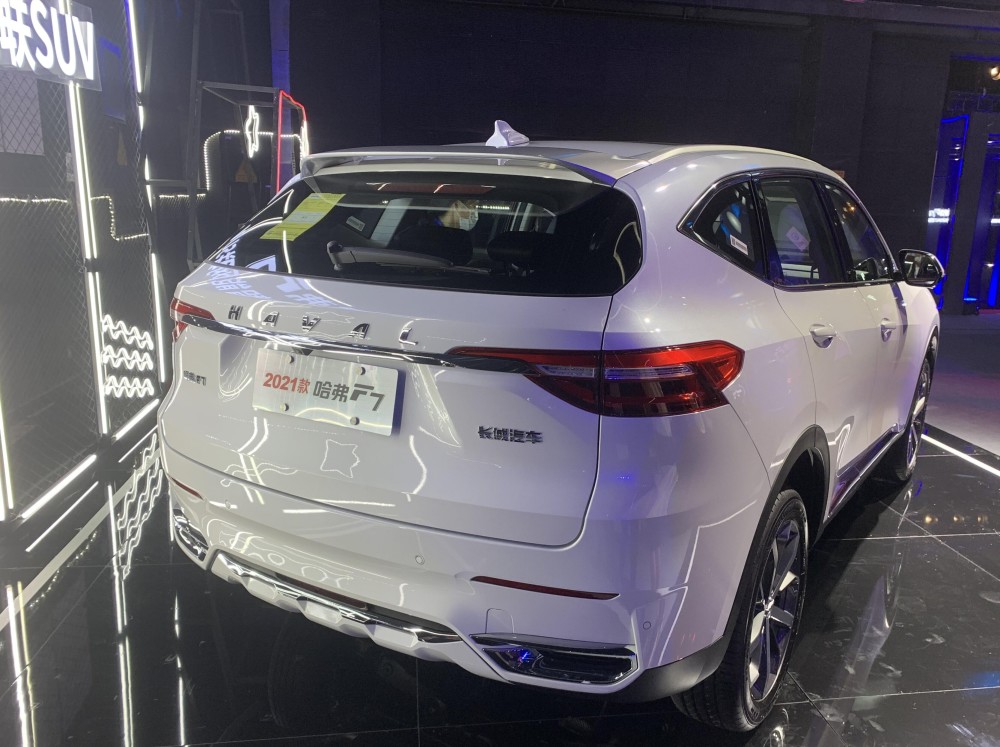 新款哈弗f7亮相20t四驱预售11万造型比长安cs85还霸气