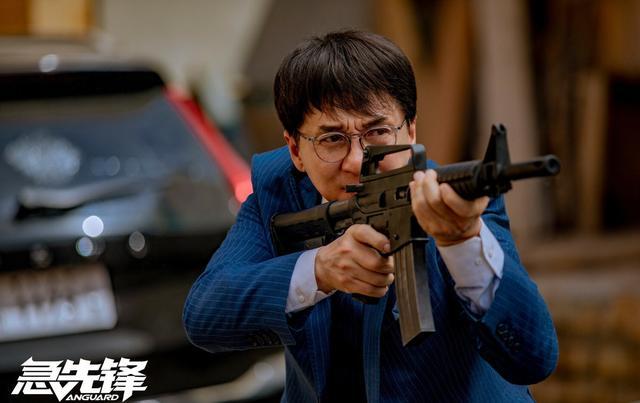 国庆档|唐季礼成龙第9次合作，上天入地飙车跳海，急先锋国庆档满血归来