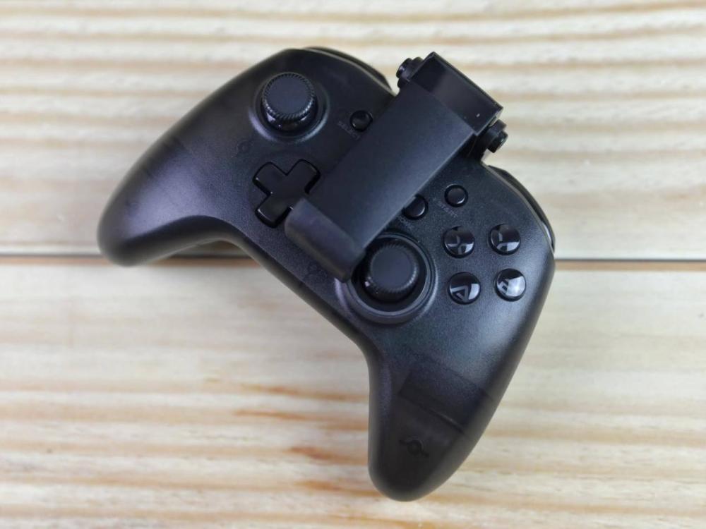 内置6轴陀螺仪,三模多平台支持,盖世小鸡t4pro游戏手柄