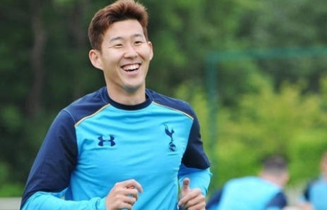 大四喜!韩国天王闪耀英超赛场,韩媒惊呼是"传奇球员前奏"