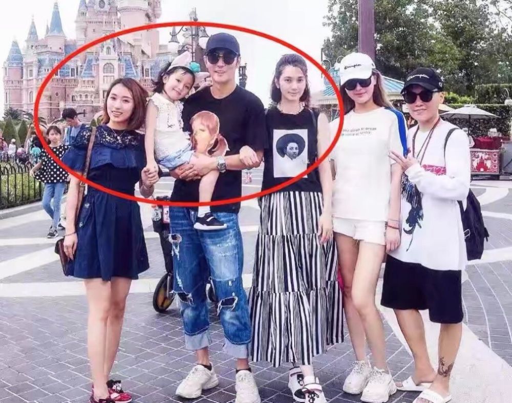 洪欣|洪欣和儿女故地重游，张镐濂博文引人深思，父母婚姻状态呼之欲出