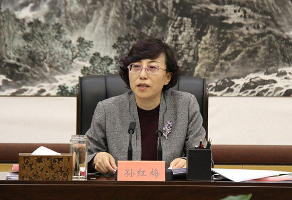 70后女干部赴疆任副省级公安厅一把手跻身省级常委新