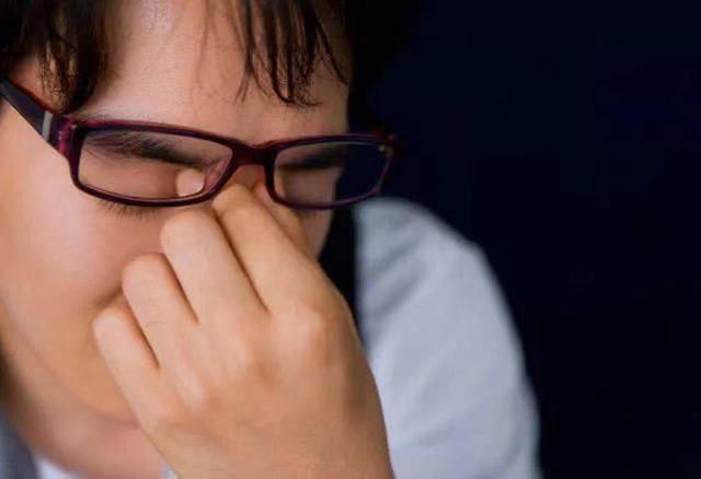 视力|视力模糊，易疲劳？可能是这些疾病的征兆，千万别忽视了
