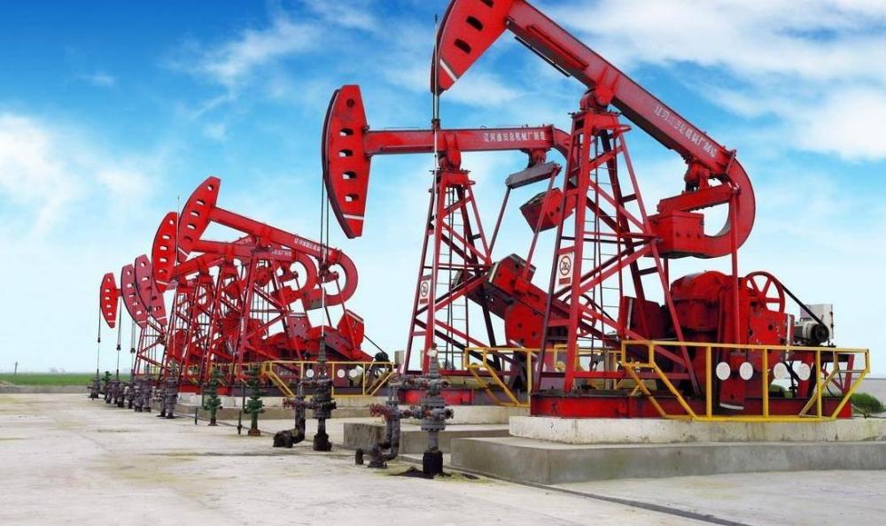 中国斥资2000亿买下了卡沙甘油田开采权储量在350亿桶左右